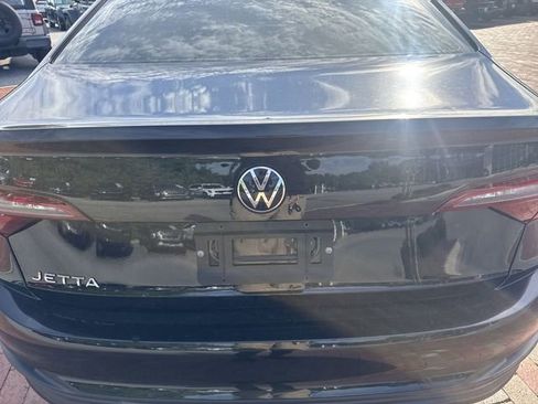 Used 2024 Volkswagen Jetta S FWD image 9