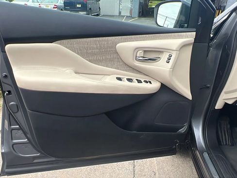 Used 2022 Nissan Murano SL w/ Cargo Package image 22