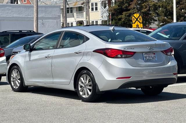 Used 2016 Hyundai Elantra SE w/ Option Group 02 FWD image 5