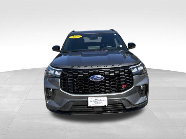 Used 2025 Ford Explorer ST w/ Sun And Sound Package AWD/4WD image 7