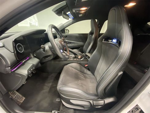Used 2023 Hyundai Elantra N image 17
