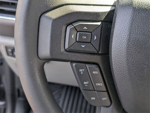 Used 2017 Ford F150 XLT image 28