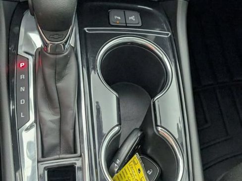 Certified 2022 Chevrolet Equinox Premier FWD image 24