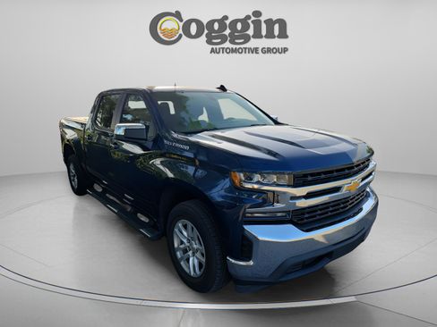 Used 2020 Chevrolet Silverado 1500 LT w/ All-Star Edition RWD image 3