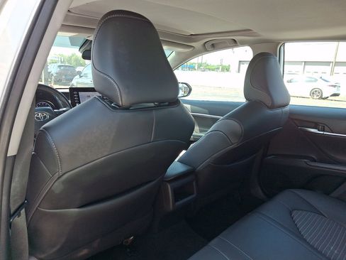 Used 2024 Toyota Camry SE FWD image 21