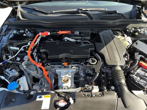 Used 2022 Honda Accord Sport image 12