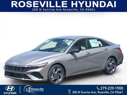 New 2025 Hyundai Elantra SEL