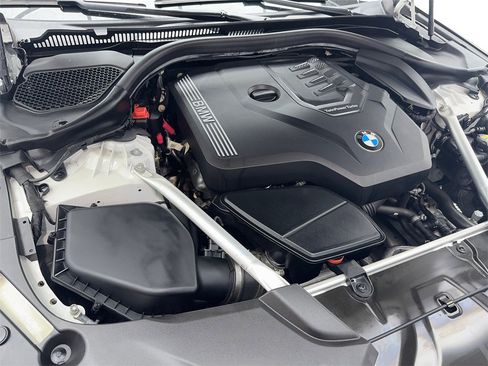 Used 2022 BMW 530i w/ Convenience Package image 56