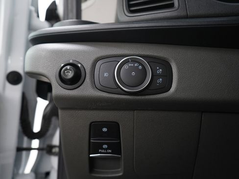 Used 2023 Ford Transit 250 Low Roof AWD w/ Exterior Upgrade Package image 20