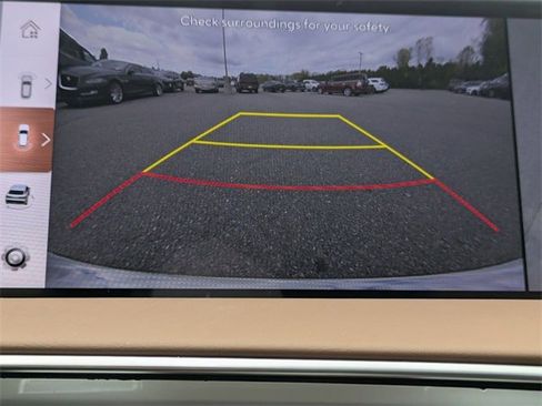 Used 2026 Genesis GV70 2.5T Advanced image 10