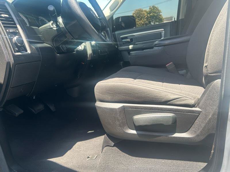 Used 2019 RAM 1500 Warlock RWD image 6