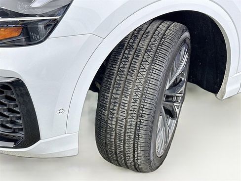 Used 2025 Audi Q8 Premium Plus w/ Premium Plus Package image 24