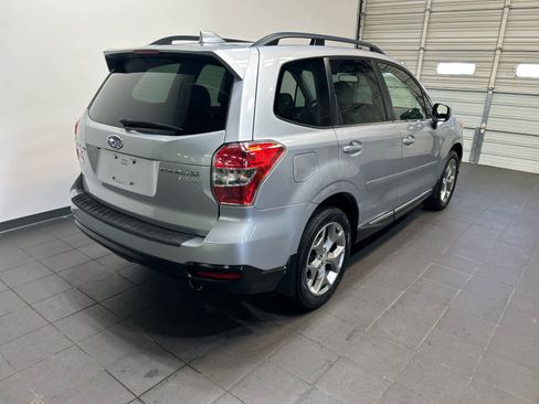 Used 2016 Subaru Forester 2.5i Touring w/ Eyesight & Navigation System image 3