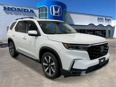 New 2025 Honda Pilot Elite image 9