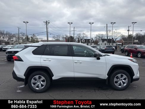 New 2025 Toyota RAV4 LE image 9