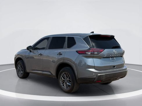 Used 2025 Nissan Rogue S AWD/4WD image 3
