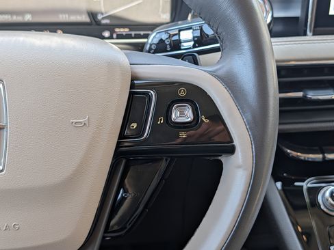 Used 2021 Lincoln Corsair FWD w/ Convenience Package image 26