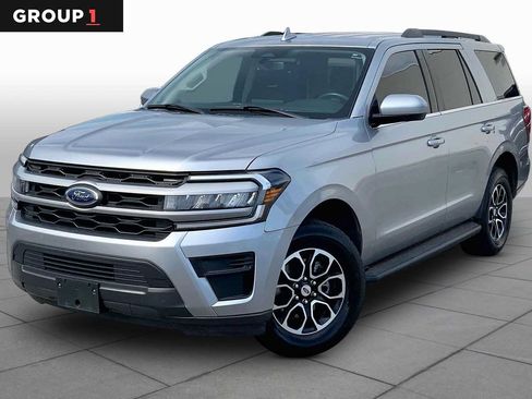 Certified 2022 Ford Expedition XLT RWD image 1