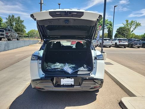 New 2026 Nissan Murano Platinum w/ Cargo Package AWD/4WD image 13