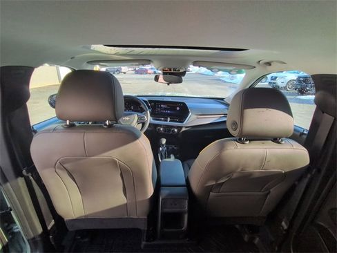 Used 2024 Chevrolet Trax ACTIV w/ Sunroof Package image 20