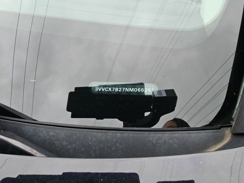 Used 2022 Volkswagen Taos S image 29