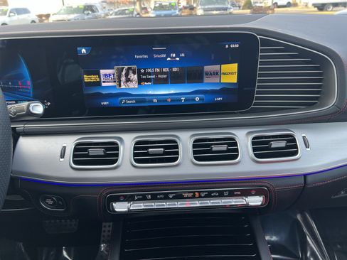 Used 2024 Mercedes-Benz GLE 53 AMG 4MATIC image 17