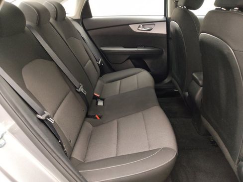 Used 2023 Kia Forte LXS w/ LXS Technology Package image 19