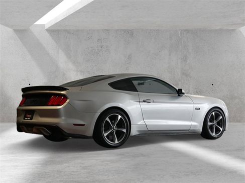 Used 2016 Ford Mustang GT Premium w/ Equipment Group 401A image 3