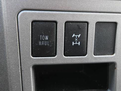 Used 2012 Toyota Sequoia SR5 w/ Premium Pkg AWD/4WD image 15