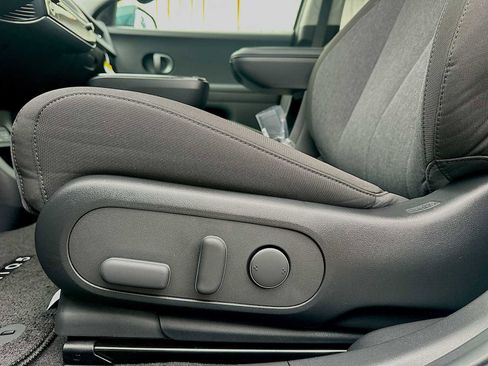 New 2026 Hyundai Ioniq 5 SE image 14