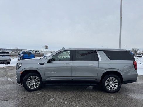 Used 2023 GMC Yukon XL Denali w/ LPO, Floor Liner Package image 5