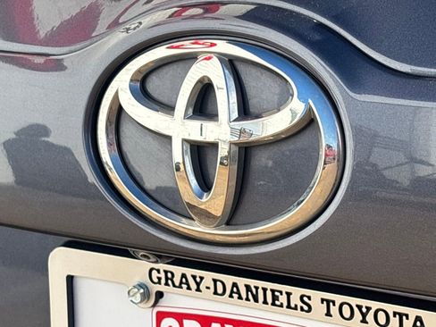 Used 2019 Toyota Highlander Limited image 28