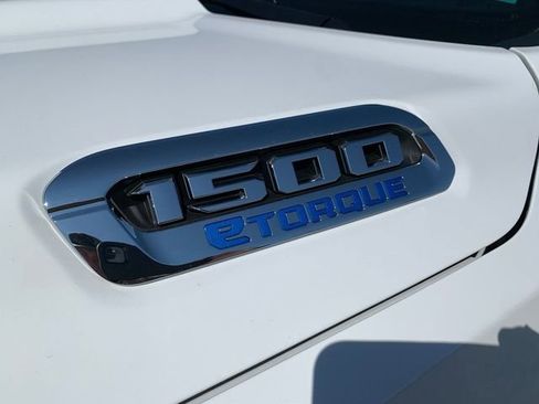 New 2026 RAM 1500 Tradesman AWD/4WD image 11