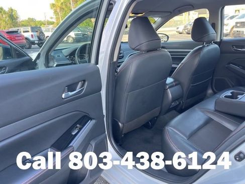 Used 2024 Nissan Altima 2.5 SR FWD image 10
