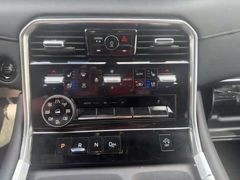 Used 2025 Nissan Armada Platinum w/ Convenience Package AWD/4WD image 24