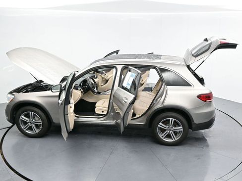 Used 2021 Mercedes-Benz GLC 300 4MATIC image 44