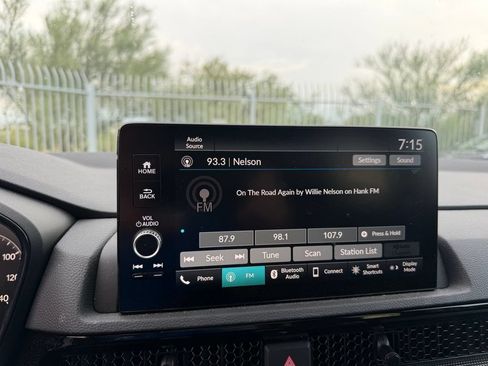 Used 2025 Honda CR-V EX-L image 10