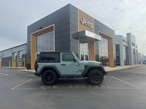 Used 2023 Jeep Wrangler Sport AWD/4WD image 1
