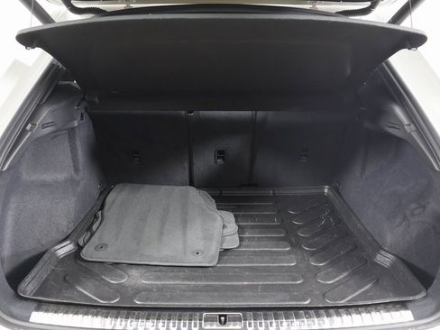 Used 2021 Audi Q3 2.0T Premium image 15