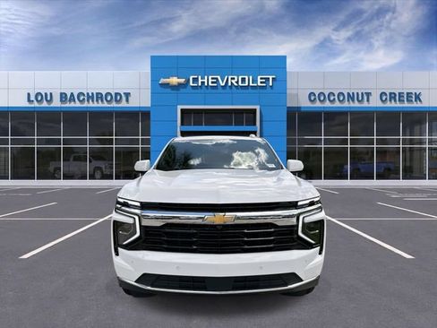 Used 2025 Chevrolet Tahoe LS AWD/4WD image 3