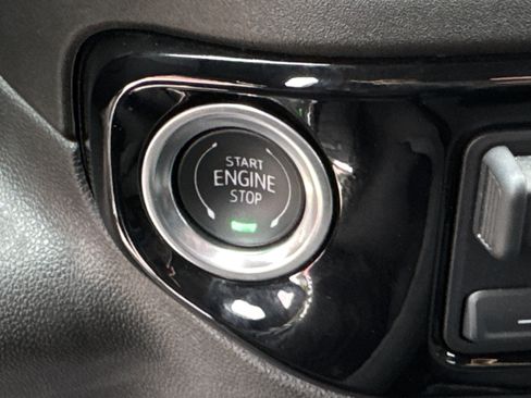 Used 2025 Chevrolet Silverado 1500 RST image 25