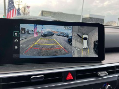 Used 2025 Kia Sorento SX image 29