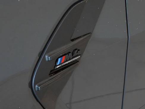 Used 2022 BMW M4 xDrive Competition AWD/4WD image 3