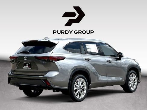 New 2026 Toyota Highlander Limited AWD/4WD image 8