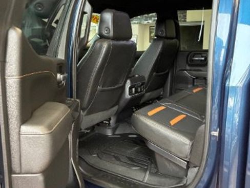 Used 2019 GMC Sierra 1500 AT4 w/ Off Road Performance Package AWD/4WD image 28
