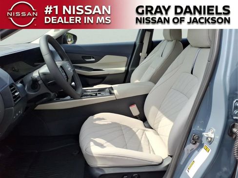 New 2026 Nissan Sentra SL w/ Floor Mat Package FWD image 23