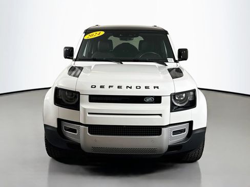 Used 2024 Land Rover Defender 110 S AWD/4WD image 2