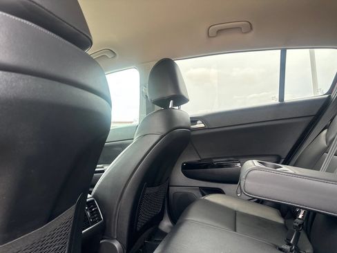 Used 2020 Kia Sportage EX FWD image 36