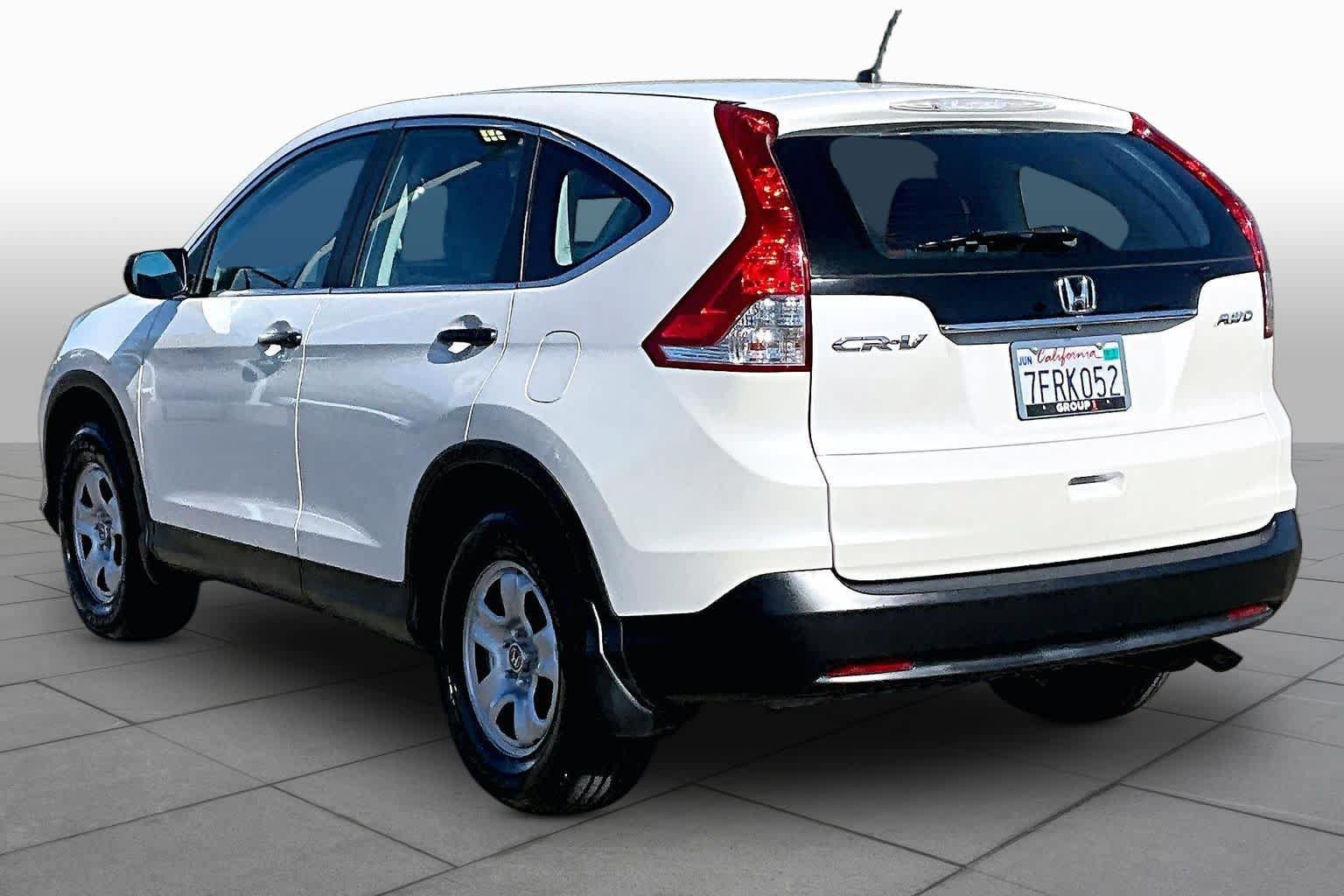 Used 2014 Honda CR-V LX image 11