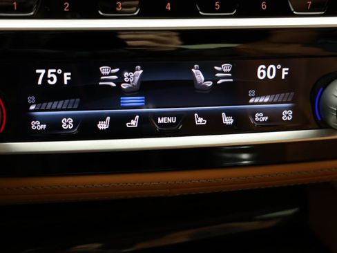 Used 2019 BMW M5 w/ Executive Package image 9